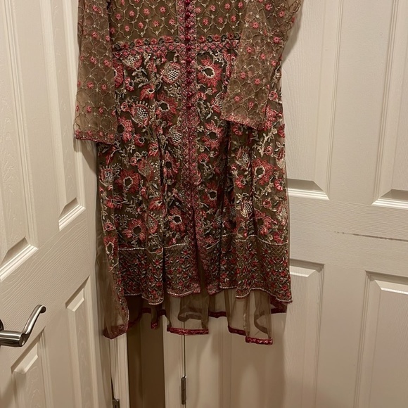 Nakoosh Fancy Shirt - Picture 1 of 2